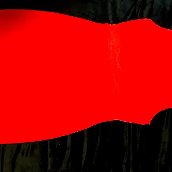 Sexy little red dress - Picture 2 of 4